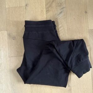 Lululemon Ready to Fleece jogger 28”